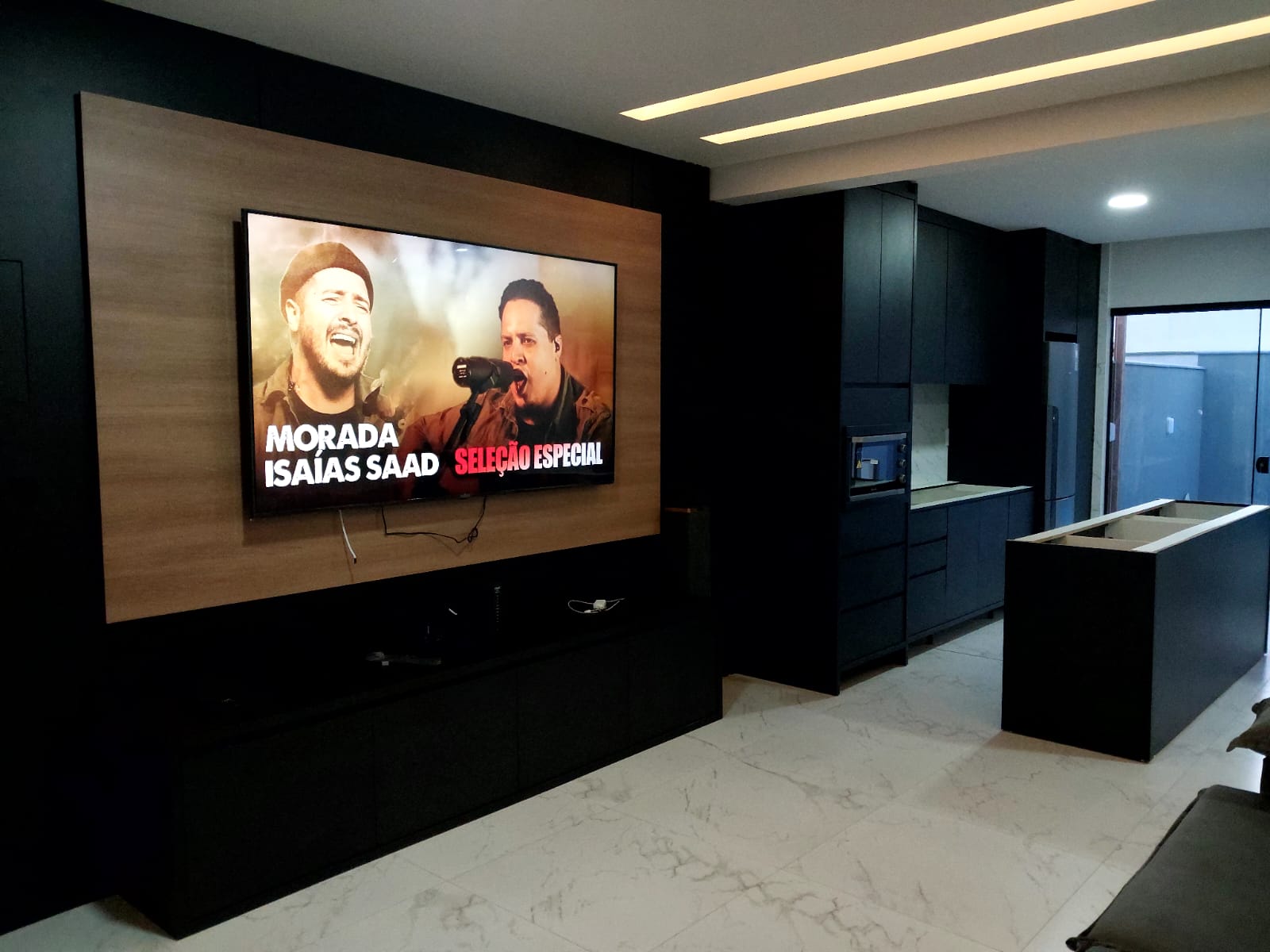 Projeto de sala de estar com painel